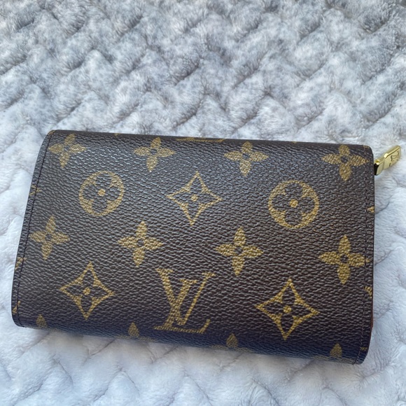 Authentic Louis Vuitton Wallet Monogram Vintage - Picture 2 of 14